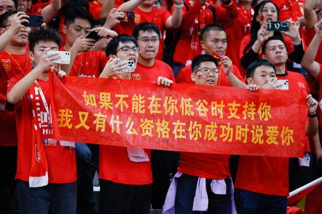 广东警方公布打击网络谣言十大案例，一网友因谣传被拘留